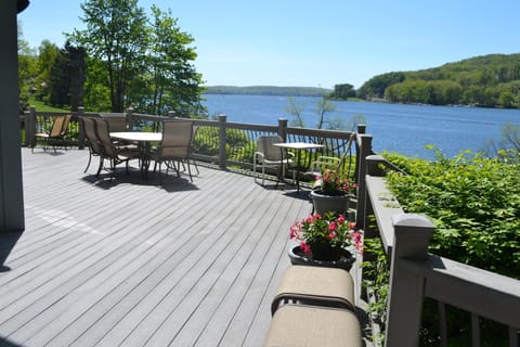 Spacious Deck Overlooking Lake
