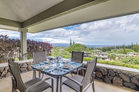 Dine al fresco in comfort