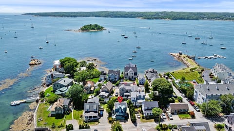 Located in the heart of Rocky Neck, steps to the harbor.