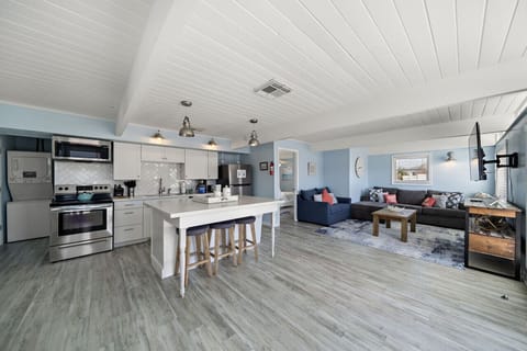 A kitchen perfect for preparing meals for the family!