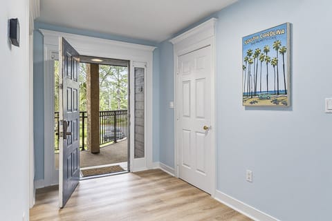 Point of View - Oceanview Condo in Sea Pines with Community Pool