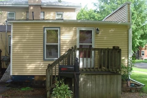 West facing view of property.