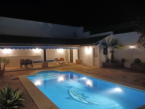 Private pool at night - lovely!