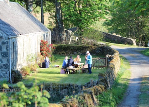Outside seating at Clachandubh Cottage