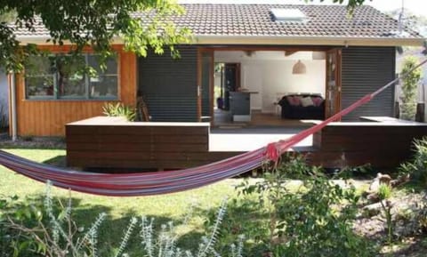 Tui Cottages - Bundeena - Royal National Park - Sleeps 13 - 5 Bdrms