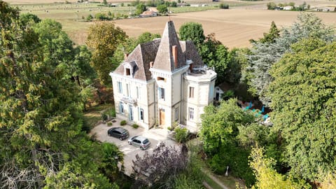 Welcome to your Chateau
