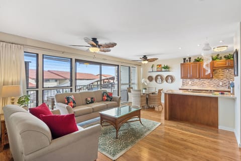 Living Room / Dining & Bar Area