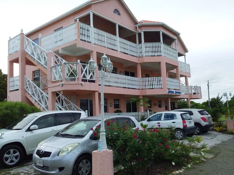 Antigua Seaview with parking 