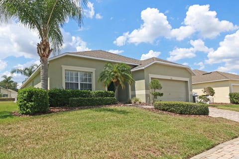 Oasis 4 bedroom private pool home in the Westhaven Sanctuary Community
