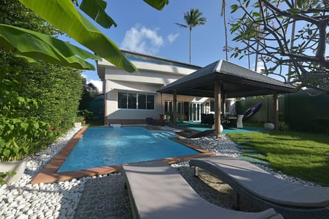 Villa, Garden and Pool