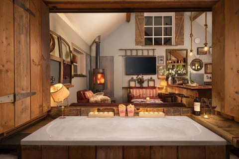 Your very own bubble bath for two infront of the fire