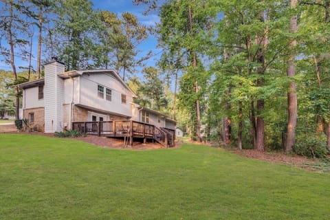 Experience the ultimate in luxury living with this stunning and beautifully designed home, perfect for creating lasting memories with family and friends.