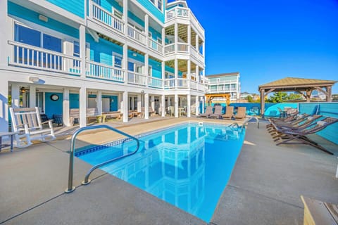 Surf or Sound Realty - 534 - Peaceful Retreat - Pool Area -5
