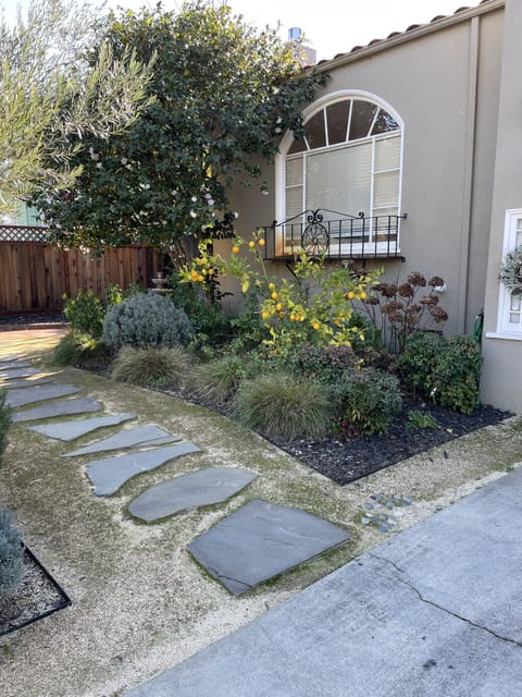 Single car driveway for parking one car