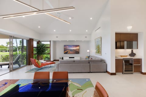 Conveniently located spaces that flow seamlessly between the kitchen and living areas for easy entertaining.