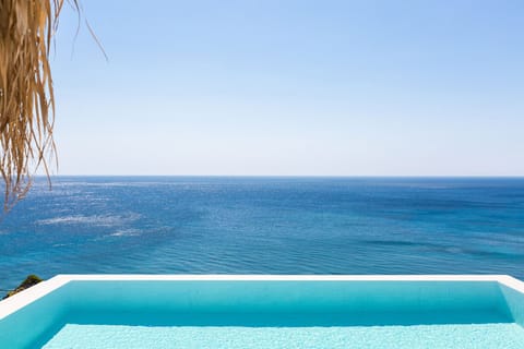 Coastline villa with a dazzling sea view offering a sense of tranquility