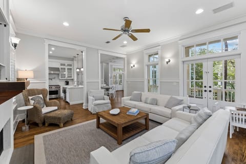 Open Living Area for Everyone to Gather