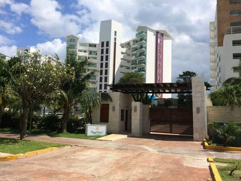 Front entrance with guard gate. We are located in Ocean dream Hotel.