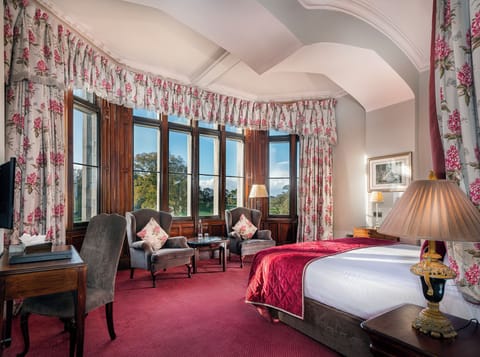 Exclusive Room, 1 King Bed | Egyptian cotton sheets, premium bedding, blackout drapes, soundproofing