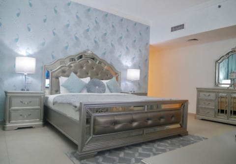 Huge beautiful Master Bedroom with full en-suite and furnished balcony 🌞