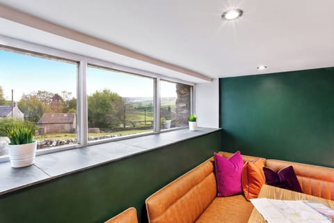 Dining / social space