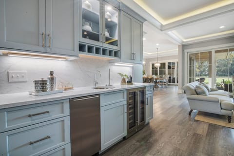 Wet Bar at 28 Stoney Creek