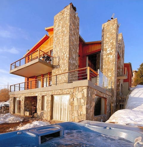 Casa Farellones. South West elevation