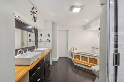 Superior Apartment, Ensuite (Suite 10: Premium Deluxe ) | Bathroom