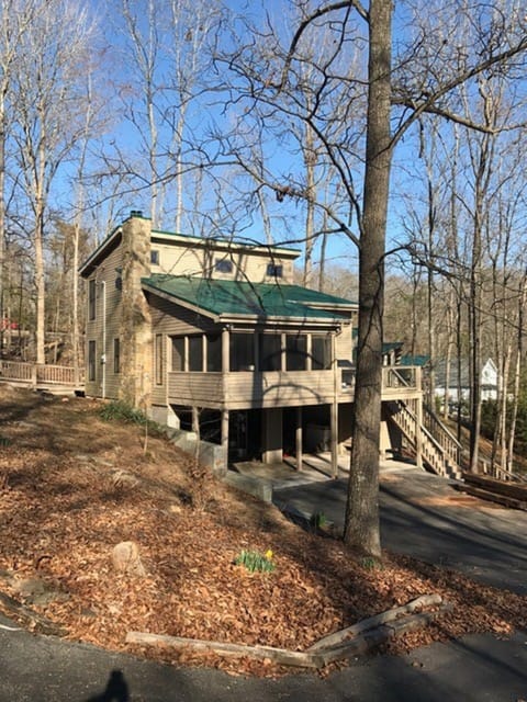 Lakeside of house from driveway