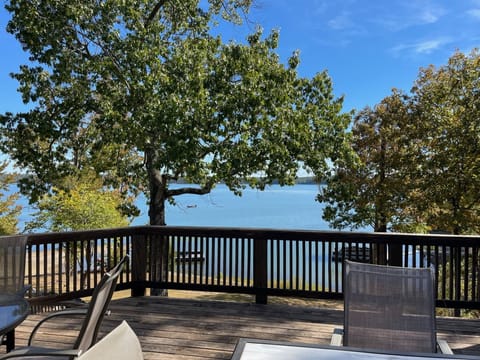 This deck offers lots of seating and a beautiful view of Kentucky Lake. 