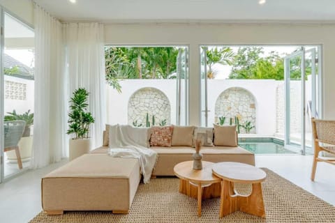 3 Bedrooms Villa with Private Pool  | Living area | LED TV