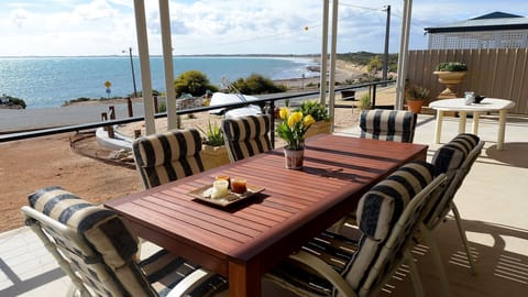 Large undercover verandah