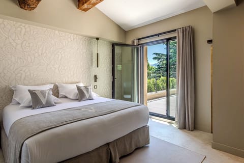 Villa Aya 3 chambres, piscine chauffée et jardin | Premium bedding, minibar, in-room safe, individually decorated