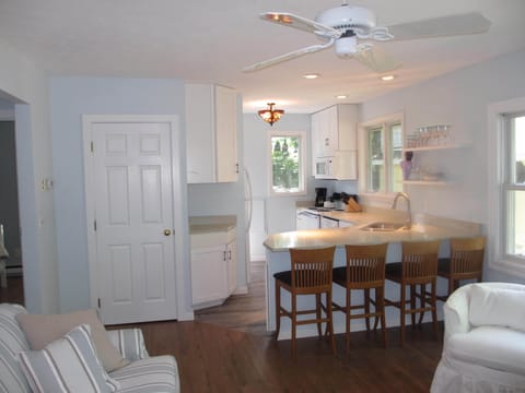 Union Pier Cottage at the Town Line Beach