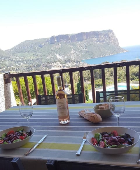 Vignobles de grande qualité et gastronomie / Famous vignards and Provençal food