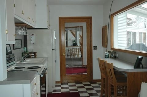 Quieter Side of House (2 bedrooms, kitchen, full bath, smaller gathering/TV area