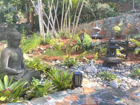 Zen gardens with Asian accents