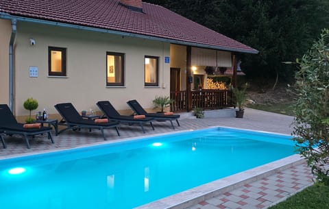 pool