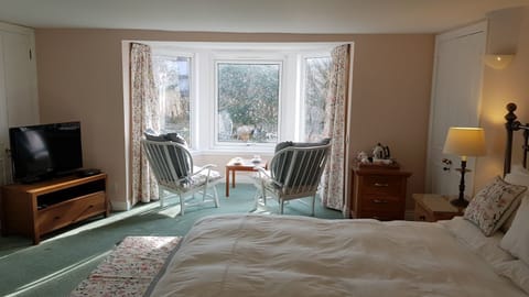 Superior Double Room, 1 King Bed, Accessible, Sea View (Jura) | Premium bedding, individually decorated, individually furnished