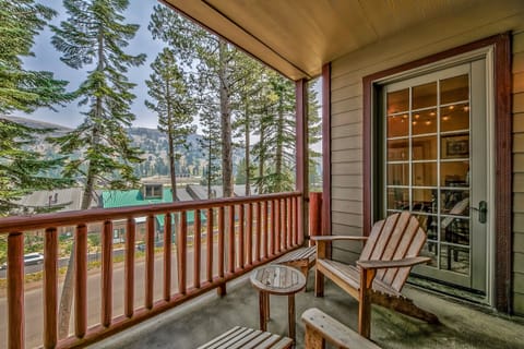 Townhome, 3 Bedrooms | Property grounds