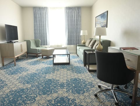 Egyptian cotton sheets, premium bedding, down comforters, desk