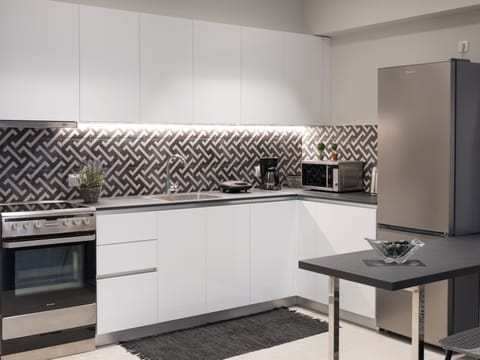 Enjoy cooking in the fully equipped kitchen. All appliances are available