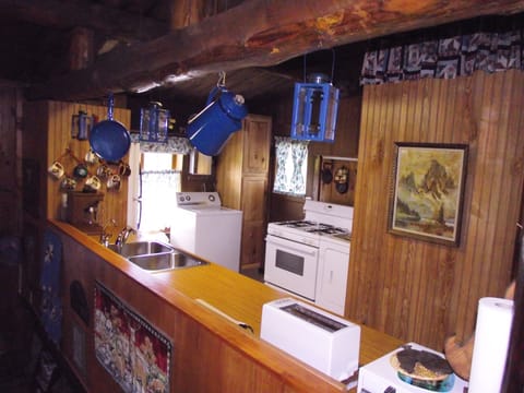 Full Kitchen and Laundry