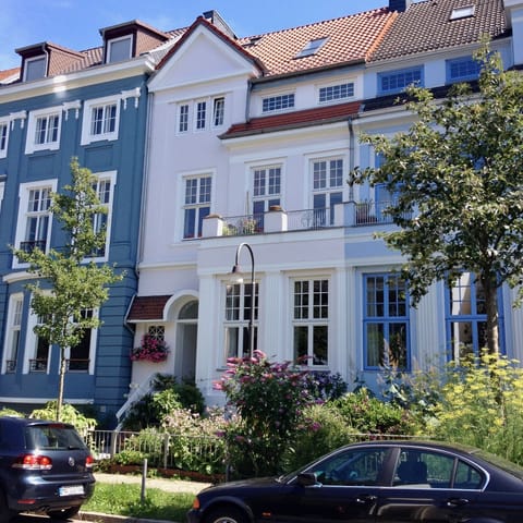 Altbremer Haus, typischer historischer Bau aus dem Jahr 1913
Frontansicht