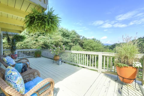 Beautiful mountain view and nice wicker furniture