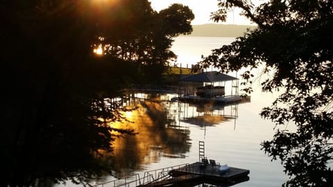 Dazzling Sunrise on Kentucky Lake