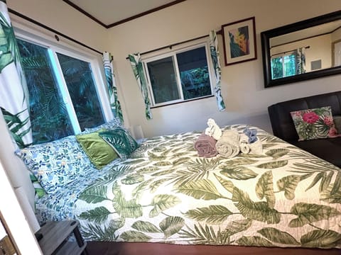 Queen bed