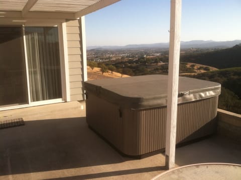 Hot tub right at your front doorstep!