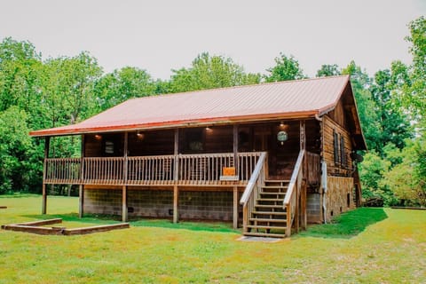 Main entrance of cabin 