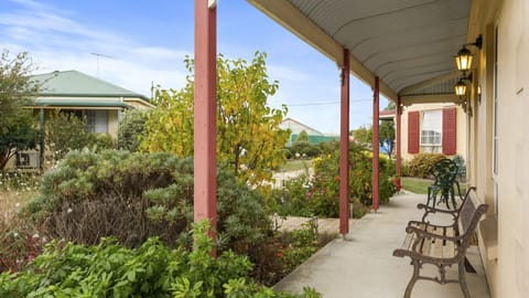 Expansive Cottage Gardens